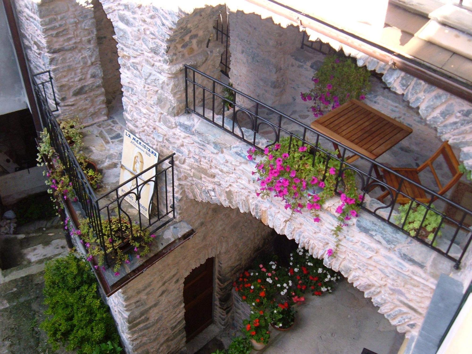 La Meridiana Casale Пиньйоне Экстерьер фото