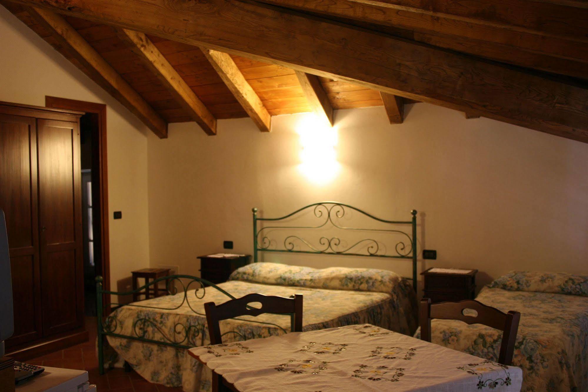 La Meridiana Casale Пиньйоне Экстерьер фото